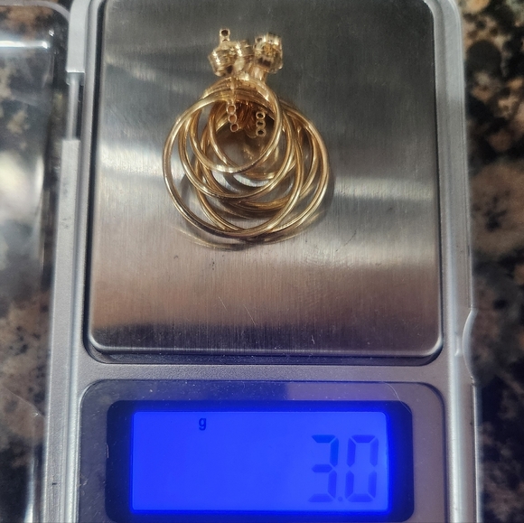 Vintage 14K Yellow Gold Triple Tube Textured Hoop Earrings, Simple Unique Classy - Picture 6 of 6